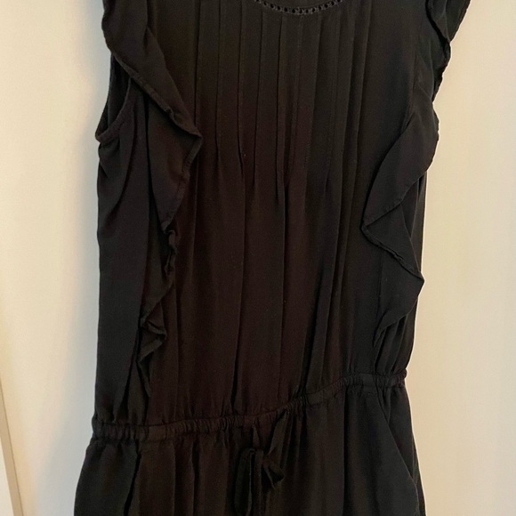 Loft Black Sleeveless Ruffle shorts/jumper- size XS - Picture 1 of 4